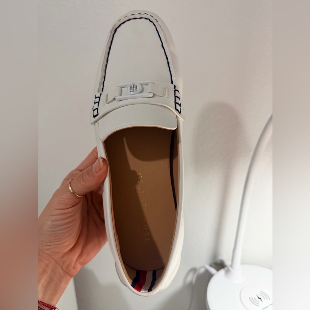 Tommy Hilfiger White Leather Penny Loafer with Brown Tread - Picture 2 of 5
